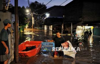 Banjir Rendam Permukiman Warga di Pejaten Timur, Ketinggian Air Capai 150 Centimeter