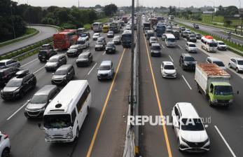 Contraflow Diberlakukan di Tol Japek Arah Jakarta