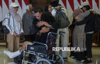 Lima Bulan dalam Sandera, Empat ABK MT Honour 25 Kembali ke Pelukan Keluarga
