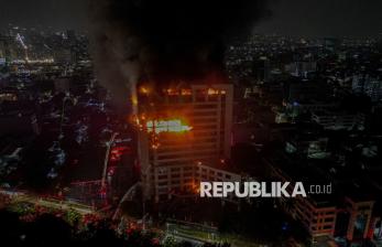Penampakan Kebakaran yang Melanda Gedung Bapenda DKI Jakarta