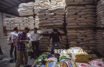 Satgas Pangan Temukan Beras Oplosan di Batam, 9 Merek Beras Disita