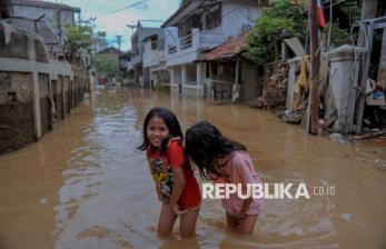 Banjir Jakarta Meluas, 51 RT Terdampak Hingga 3 Meter