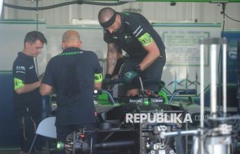 In Picture: Kesibukan Paddock Tim Balap Formula E Jelang Balapan di Jakarta E-Prix