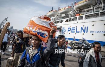 In Picture: Geliat Arus Mudik di Pelabuhan Tanjung Emas Semarang