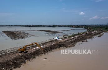 Progres Perbaikan Tanggul Sungai Wulan di Demak