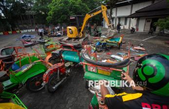 Pemkot Yogyakarta Musnahkan Puluhan Bentor, Gantikan dengan Becak Listrik
