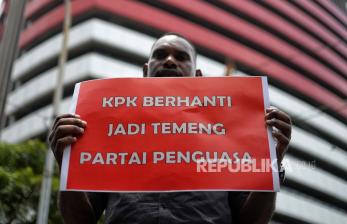 In Picture: Mahasiswa Papua Demo KPK, Protes Penetapan Tersangka Lukas Enembe