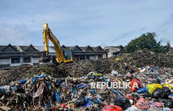 In Picture: Darurat Sampah di Pasar Induk Caringin Bandung