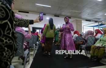Warna-warni Kebaya Meriahkan Hari Kartini di Jakarta