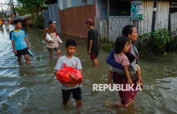 Ribuan Warga Makassar Masih Bertahan di Posko Pengungsian