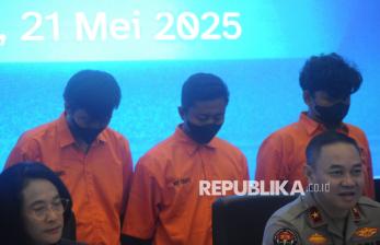 In Picture: Pembuat Grup Facebook Fantasi Sedarah Ditangkap Polisi