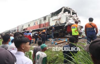 In Picture: KA Kertanegara Tabrakan dengan Truk di Kediri, Satu Orang Meninggal Dunia