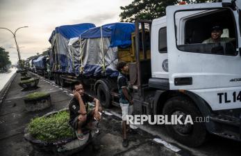 Imbas Banjir, Jalur Pantura Semarang-Surabaya Macet Total