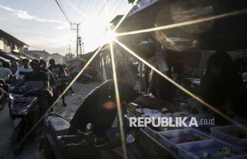 Pasar Takjil di Aceh Tamiang Kembali Ramai Diserbu Pembeli Saat Ramadhan