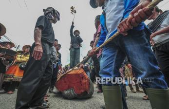 In Picture: Menghidupkan Kembali Tradisi Naheik Pamau