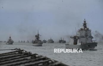 51 Kapal Perang Ikuti Sailing Pass di Perairan Teluk Jakarta