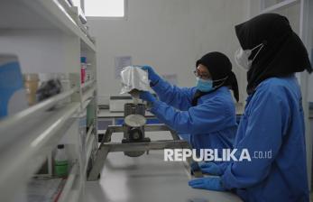 Intip Proses Uji Mutu Beras di Balai Pengujian Mutu Produk Kementan