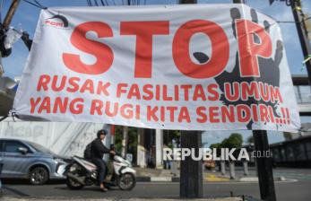 Spanduk Jaga Perdamaian Bertebaran di Sudut Kota Jakarta