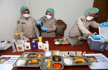 Cegah Keracunan, Tim Sidokkes Polresta Banda Aceh Lakukan Rapid Test Menu MBG