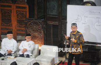 In Picture: Kemendikdasmen Gelar Pengkajian Isra Miraj, Ustadz Adi Hidayat Jadi Penceramah