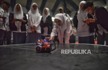 In Picture: Antusiasme Pelajar Ikuti Turnamen Robotik Indonesia