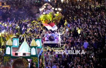 Jakarta Bedug Kolosal Semarakkan Malam Takbiran di Bundaran HI