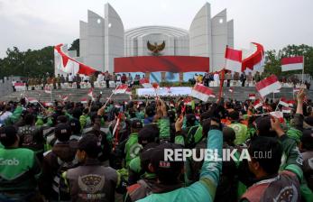 Ratusan Elemen Masyarakat Ikuti Apel Kebangsaan Jawara di Bandung