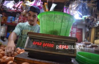 Harga Telur di Pasar PSPT Jakarta Tembus Rp 32.000 per Kilogram