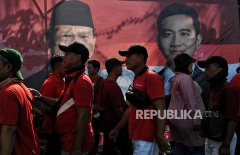 Warga Padati Bundaran HI Saat Pesta Rakyat Pelantikan Presiden Prabowo