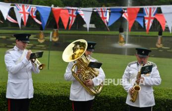 Band Militer Inggris Tampil di Kebun Raya Bogor 