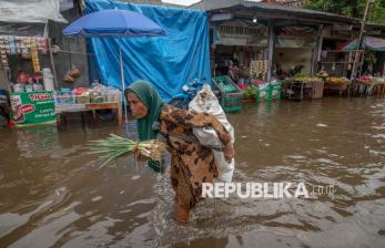 Banjir Masih Genangi Sejumlah Kawasan di Kota Semarang 
