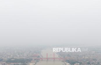 Kabut Asap Selimuti Kota Palembang, Dampak Karhutla Meluas di Sumatera