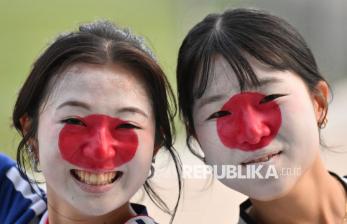 Aksi Nyentrik Suporter Jepang Warnai Laga Kontra Tunisia di Piala Dunia 2026