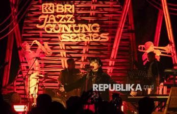 Isyana Sarasvati dan Deretan Musisi Ramaikan Hari Pertama Jazz Gunung Bromo