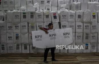 3.750 Bilik Suara Pilkada Tiba di Gudang Logistik KPU Kota Serang