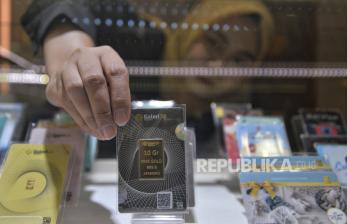 Harga Emas di Pegadaian Hari Ini Kompak Turun hingga Rp13.000 per Gram