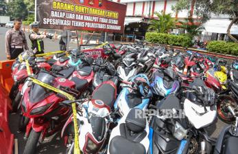 In Picture: Satlantas Polrestabes Semarang Sita 161 Motor Balap Liar dan Knalpot Brong