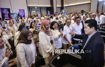 Momen Perpisahan Erick Thohir dengan Pegawai Kementerian BUMN
