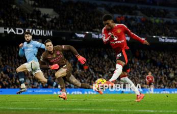 In Picture: Amad Diallo Cetak Gol di Menit Akhir, MU Taklukkan The Citizens