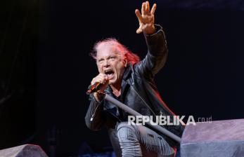 Aksi Panggung Iron Maiden Pukau 45 Ribu Penggemar di Stadion San Siro Milan