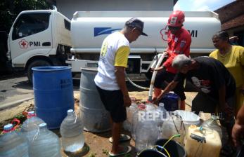 PMI Kab Tegal Salurkan Bantuan 114 Ribu Liter Air Bersih 