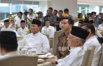 In Picture: Prabowo-Gibran Hadiri Buka Puasa Bersama Partai Golkar