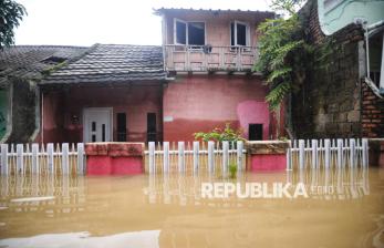 Banjir Jatiasih Terparah di Bekasi Mencapai 3 Meter, Lebih dari 10 Ribu Keluarga Ngungsi