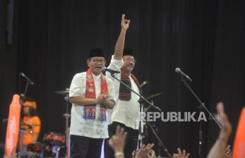 In Picture: Ribuan Pendukung Pramono-Rano Hadiri Festival Menyala