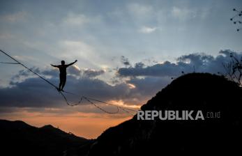 Indonesia Highline Festival dan Misi Pelestarian Kawasan Konservasi Karst Citatah