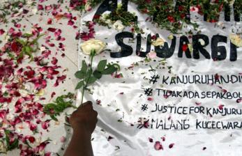 Aksi Doa Bersama dan Tabur Bunga Peringati 3 Tahun Tragedi Kanjuruhan