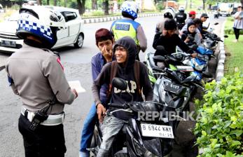 Ada Operasi Zebra Lodaya, Sejumlah Pengendara Motor di Bogor Kena Tilang 