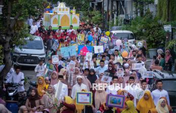 In Picture: Suka Cita Umat Muslim Sambut Bulan Suci Ramadhan