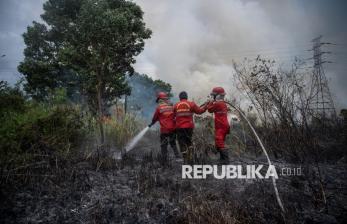 Kebakaran Lahan di Dekat Tol Palindra Berhasil Dipadamkan