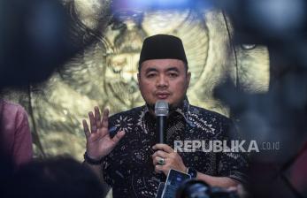In Picture: Mochammad Afifuddin Jadi Plt Ketua KPU Gantikan Hasyim Asyari